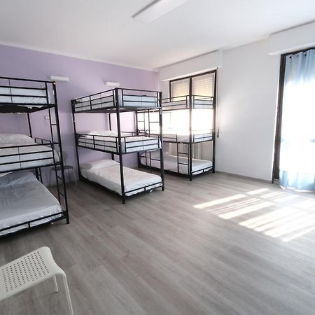 Hostel 3 Milan Exterior photo